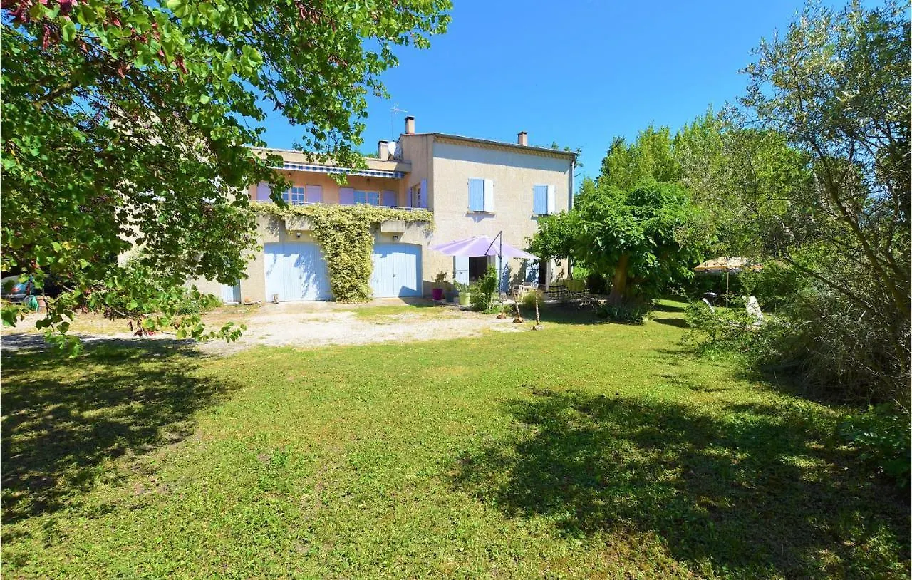 Amazing Apartment In Avignon With Wifi