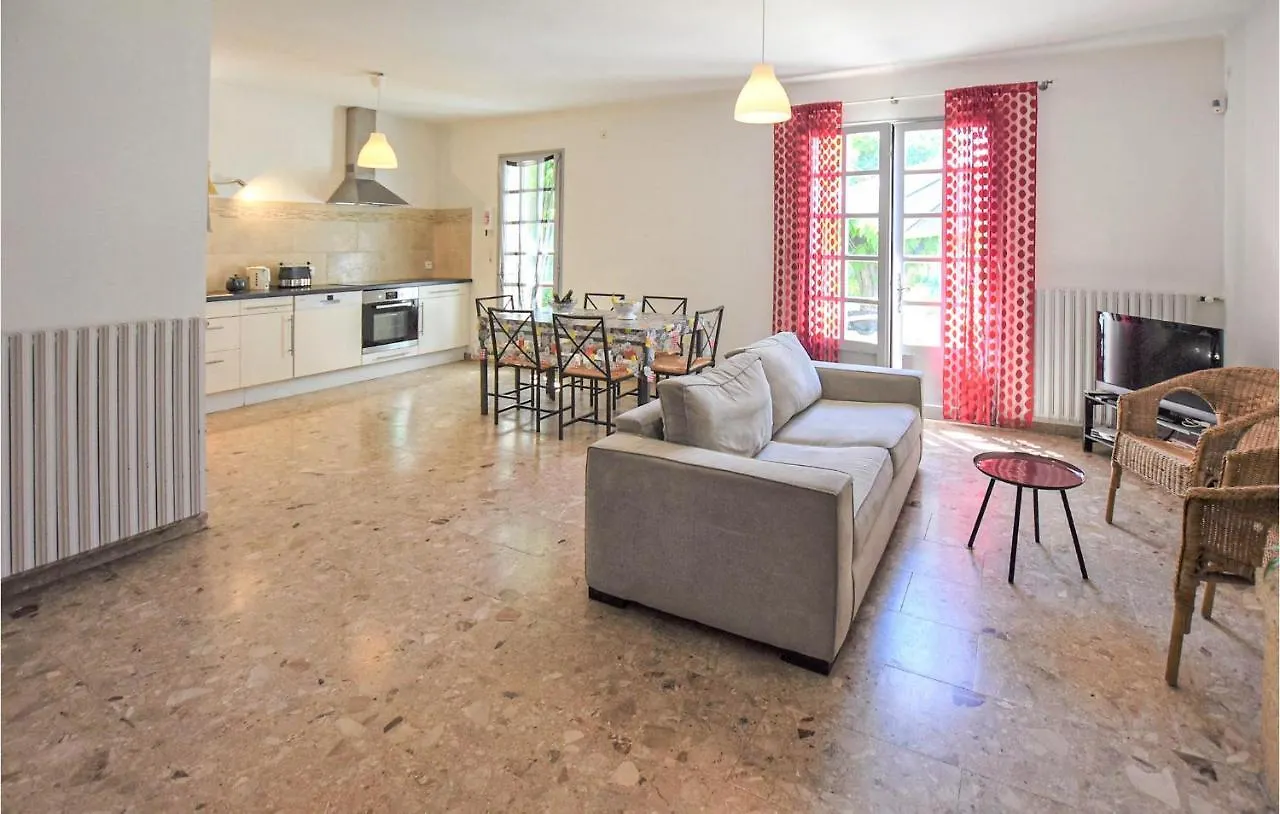 Amazing Apartment In Avignon With Wifi